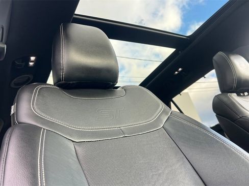 Used 2020 Ford Explorer ST w/ ST Street Pack image 16