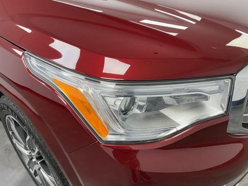 Used 2018 GMC Acadia Denali w/ Technology Package image 10