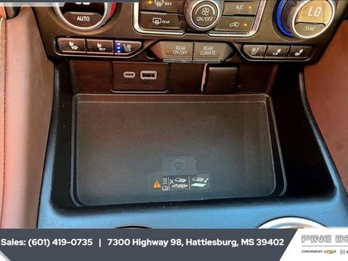 Certified 2022 Chevrolet Suburban High Country image 23