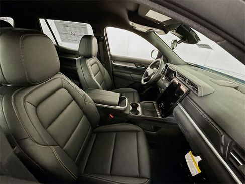 New 2026 GMC Terrain Elevation w/ Elevation Premium Package image 21