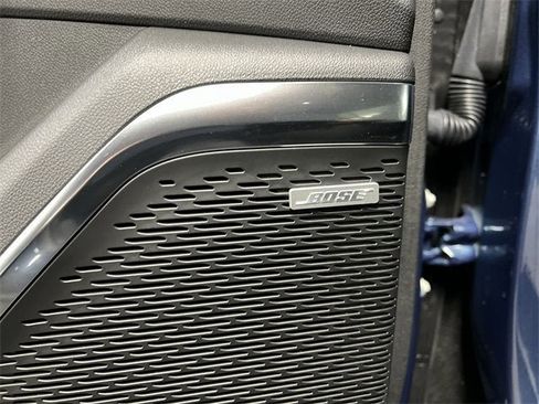 New 2025 Chevrolet Traverse LT w/ Enhanced Driving Package image 24