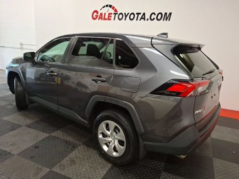 Used 2023 Toyota RAV4 LE AWD/4WD image 10