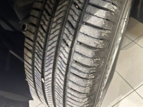 Used 2016 Ford Edge SEL w/ Equipment Group 201A image 26