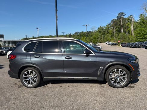 Used 2019 BMW X5 xDrive40i w/ Luxury Seating Package AWD/4WD image 14