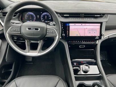 New 2027 Jeep Grand Cherokee Limited