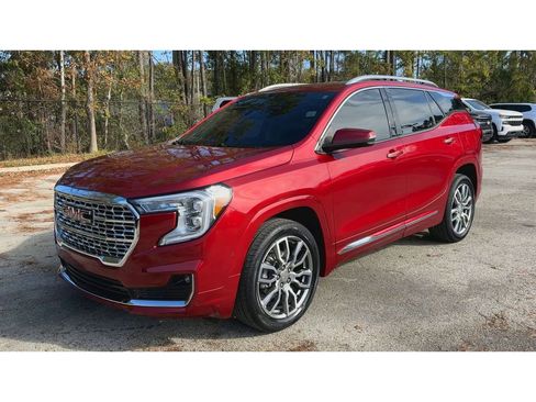 Certified 2022 GMC Terrain Denali w/ Denali Premium Package image 4