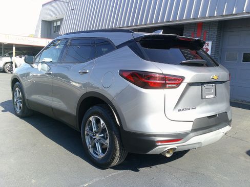Used 2023 Chevrolet Blazer LT image 14