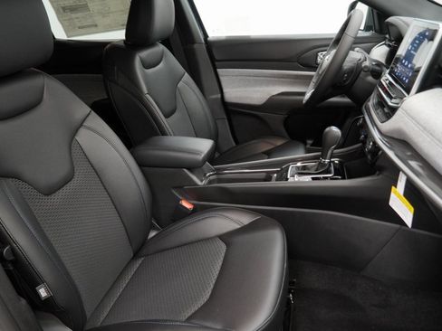 New 2026 Jeep Compass Latitude image 33