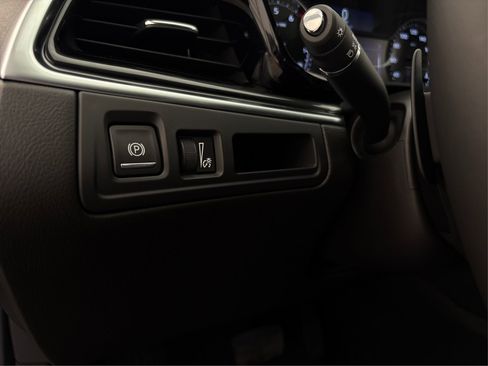 New 2025 Cadillac XT6 Luxury image 20