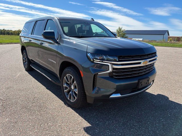 Used 2021 Chevrolet Suburban LT AWD/4WD image 2
