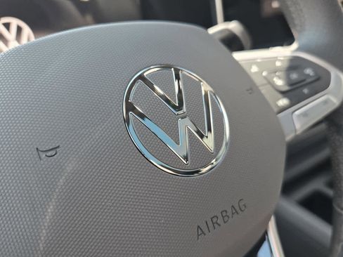 New 2026 Volkswagen Tiguan SE R-Line AWD/4WD image 20