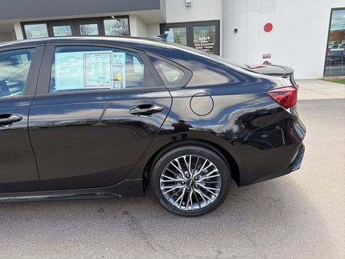 Certified 2023 Kia Forte GT-Line image 9