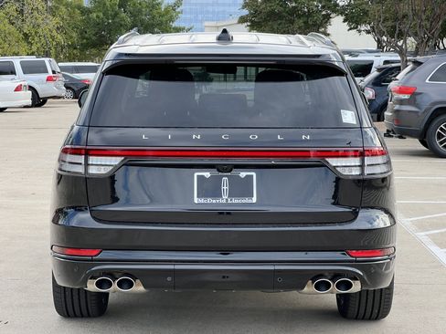 New 2025 Lincoln Aviator Reserve w/ Luxury Package image 8