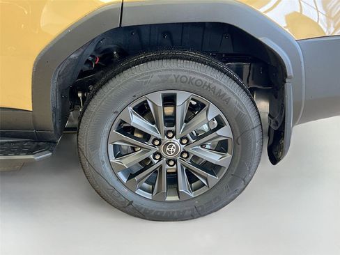 New 2026 Toyota Land Cruiser Base image 38