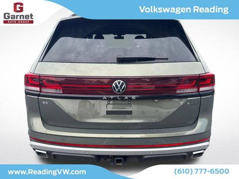 Used 2026 Volkswagen Atlas Peak Edition AWD/4WD image 4