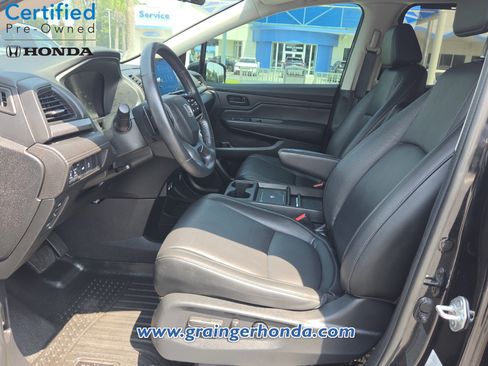 Certified 2025 Honda Odyssey EX-L image 10