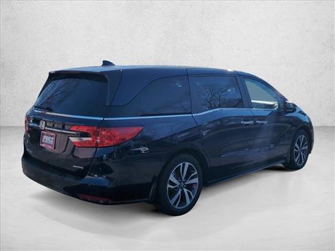 Used 2023 Honda Odyssey Touring image 5