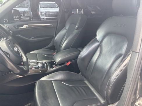 Used 2017 Audi SQ5 Premium Plus w/ Technology Package AWD/4WD image 6