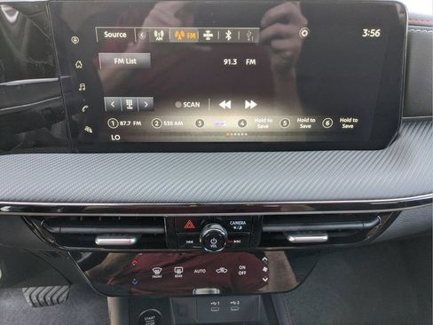 Certified 2025 Nissan Kicks SR AWD/4WD image 26
