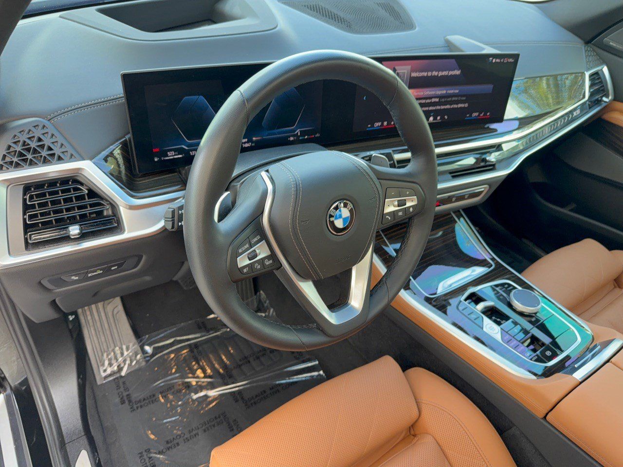 Certified 2025 BMW X5 xDrive40i w/ Climate Comfort Package AWD/4WD image 4