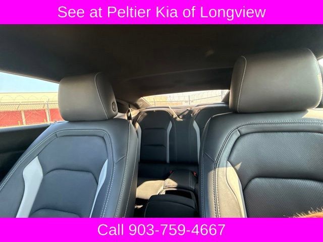 Used 2017 Chevrolet Camaro LT RWD image 18