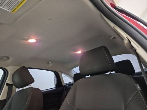 Used 2015 Ford Focus SE image 19