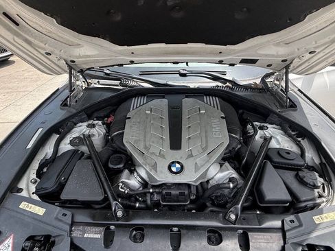 Used 2009 BMW 750Li RWD image 47