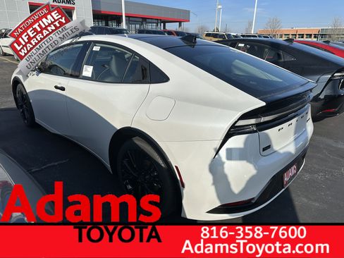 New 2026 Toyota Prius Plug-In Hybrid image 3