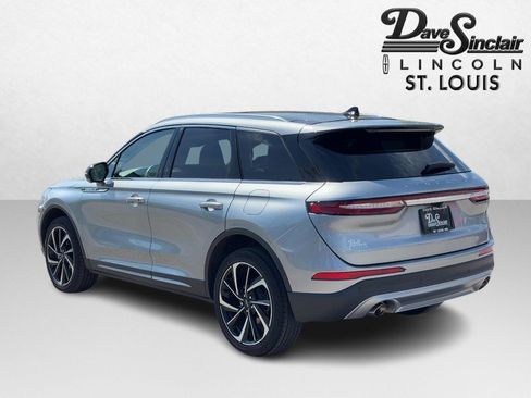 Used 2023 Lincoln Corsair Reserve w/ Equipment Group 201A AWD/4WD image 5