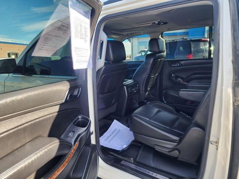 Used 2015 Chevrolet Suburban LTZ image 9