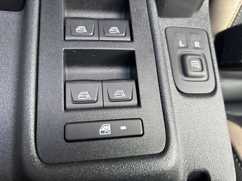 New 2026 Ford Bronco Big Bend w/ Black Diamond Package AWD/4WD image 8