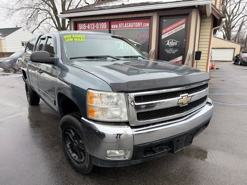 Used 2007 Chevrolet Silverado 1500 LT w/ Towing Package image 2