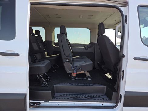 Used 2025 Ford Transit 350 XLT RWD image 18
