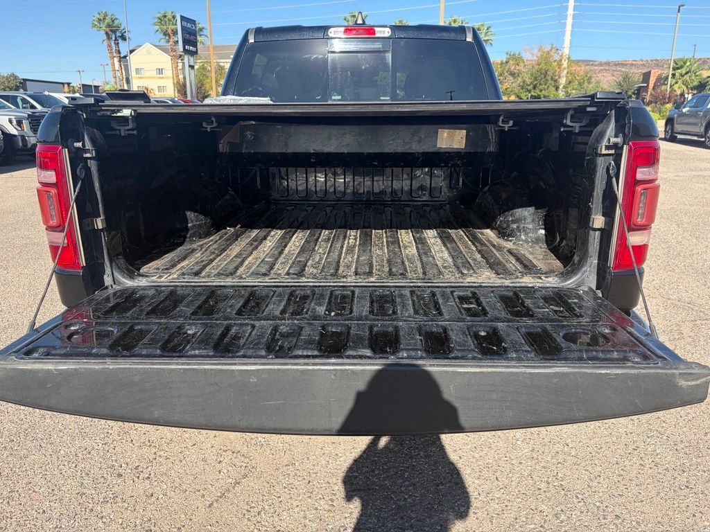 Used 2022 RAM 1500 Big Horn AWD/4WD image 7