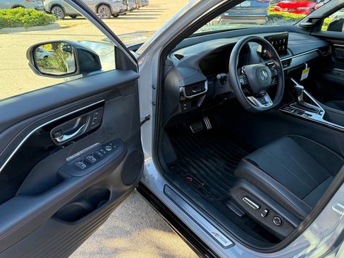 Certified 2025 Acura ADX A-Spec image 14