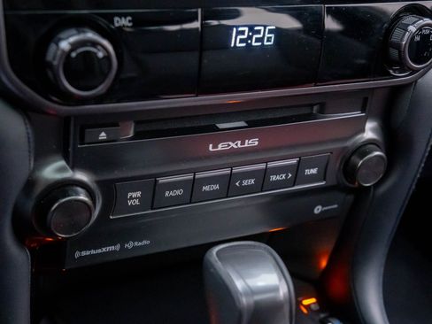 Used 2022 Lexus GX 460 image 28