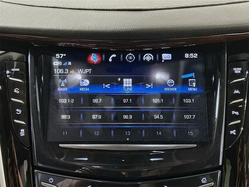 Used 2020 Cadillac Escalade Premium Luxury image 18