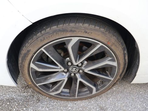 Used 2020 Toyota Corolla SE image 4