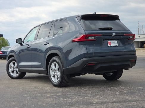 Used 2025 Toyota Grand Highlander FWD image 21