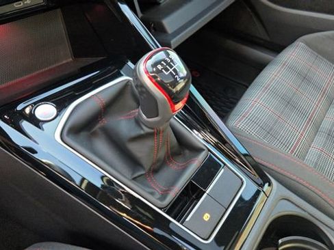 Used 2024 Volkswagen GTI SE image 19