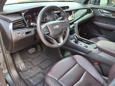Used 2021 Cadillac XT6 Premium Luxury FWD image 19
