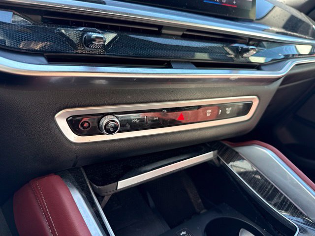 Used 2026 BMW X6 xDrive40i w/ Climate Comfort Package AWD/4WD image 16