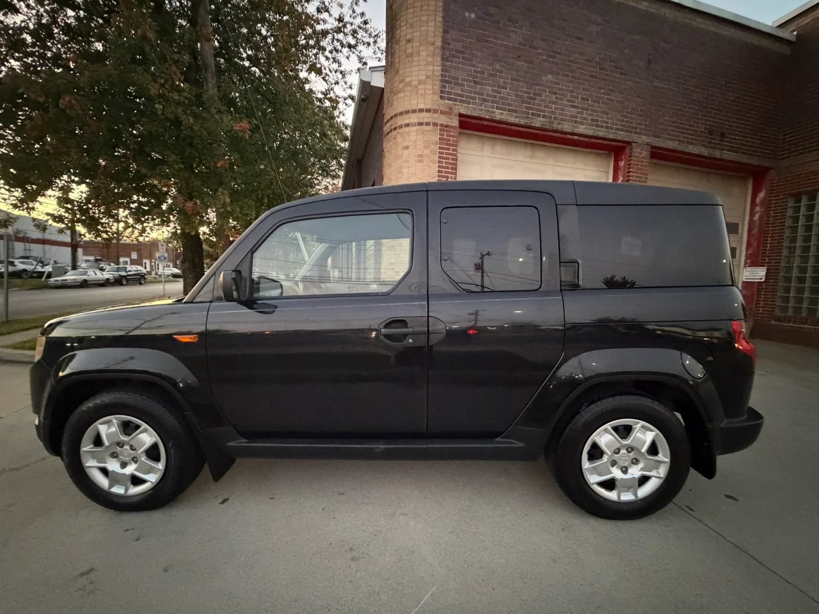 Used 2011 Honda Element LX image 9