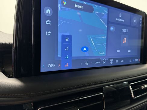 Used 2025 Lincoln Aviator Reserve w/ Equipment Group 201A image 11