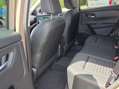 New 2026 Nissan Rogue SV AWD/4WD image 6
