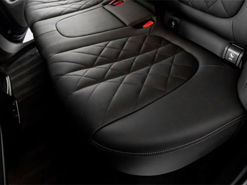 Used 2024 BMW X5 xDrive40i w/ Premium Essential Package image 29