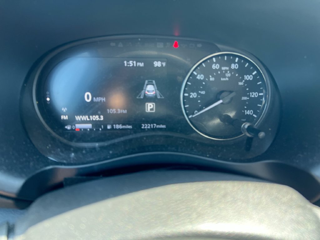 Used 2024 Nissan Kicks SR w/ SR Premium Package FWD image 10