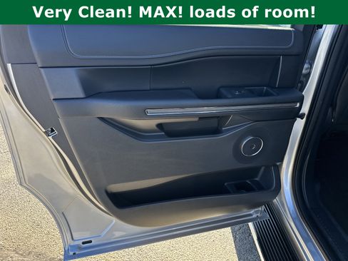 Used 2023 Ford Expedition Max XLT image 25