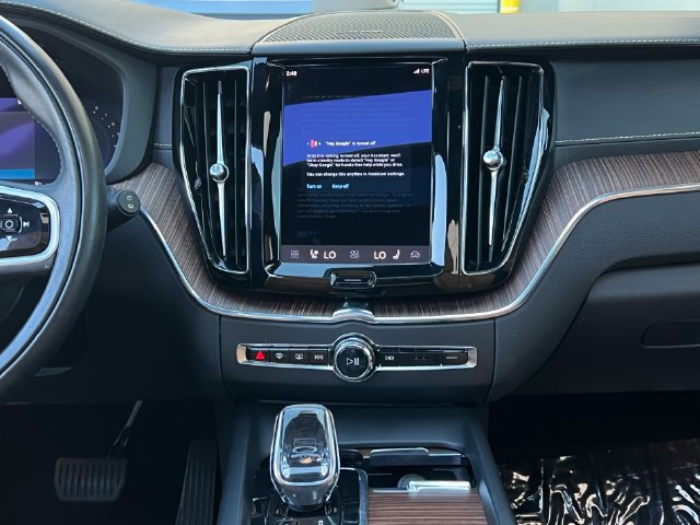 Used 2022 Volvo XC60 B5 Inscription w/ Advanced Package FWD image 33