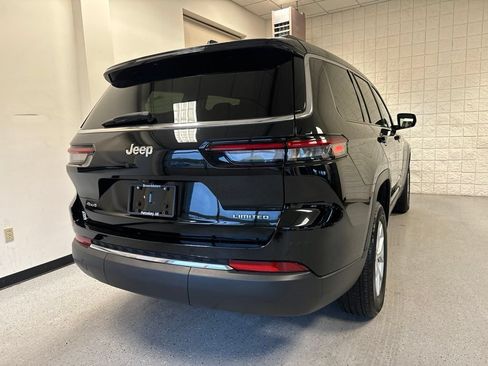 Used 2023 Jeep Grand Cherokee L Limited AWD/4WD image 47